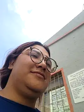 Snapshot of Lucyheart_ chatting on March 2, 2:24 pm Lucyheart online show from March 2, 2:24 pm