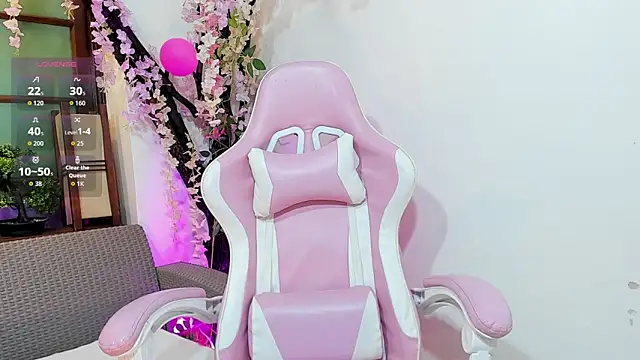 emma ayala online show from March 4, 7:09 pm