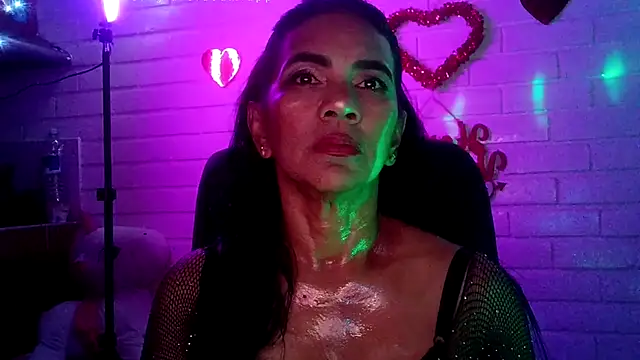 MiiaVelasquez online show from February 14, 4:31 am