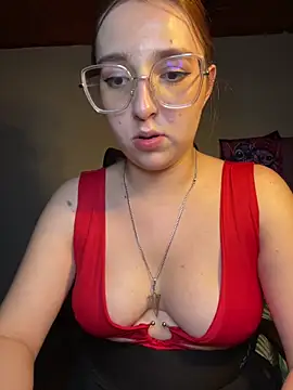 CoraVibes online show from December 14, 11:53 pm