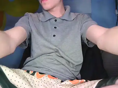 Snapshot of Newbrian20 chatting on October 16, 2:12 am Newbrian20 online show from October 16, 2:12 am