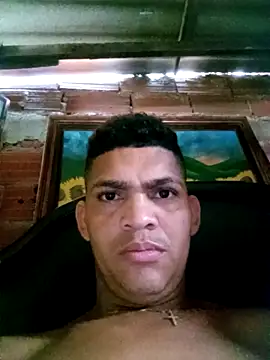 Snapshot of deivid1_34 chatting on October 23, 8:18 pm deivid1 34 online show from October 23, 8:18 pm