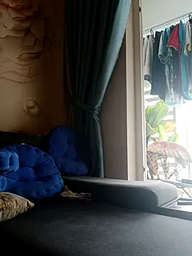 boyhi199x online show from November 3, 1:51 am