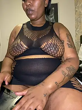 fatpussydallx online show from March 11, 7:53 pm