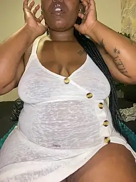 Snapshot of fatpussydallx chatting on May 27, 5:43 pm fatpussydallx online show from May 27, 5:43 pm