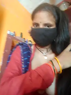 Snapshot of Jyoti_chauhan chatting on September 22, 6:04 am Jyoti chauhan online show from September 22, 6:04 am