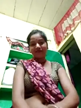 Snapshot of Seema_guptaji chatting on July 4, 8:04 pm Seema guptaji online show from July 4, 8:04 pm