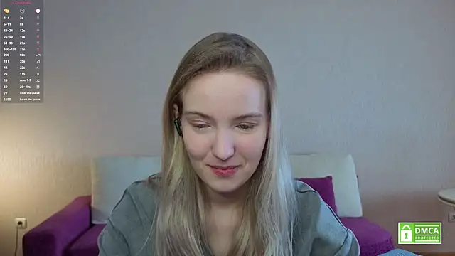 Snapshot of HongTomczak chatting on May 7, 6:41 am HongTomczak online show from May 7, 6:41 am