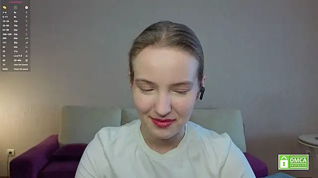 Snapshot of HongTomczak chatting on May 22, 8:21 am HongTomczak online show from May 22, 8:21 am