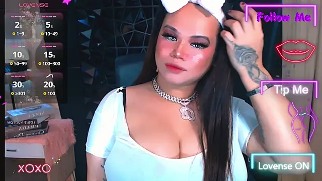 xHugeHarleySelfsuckerx online show from November 8, 9:20 am