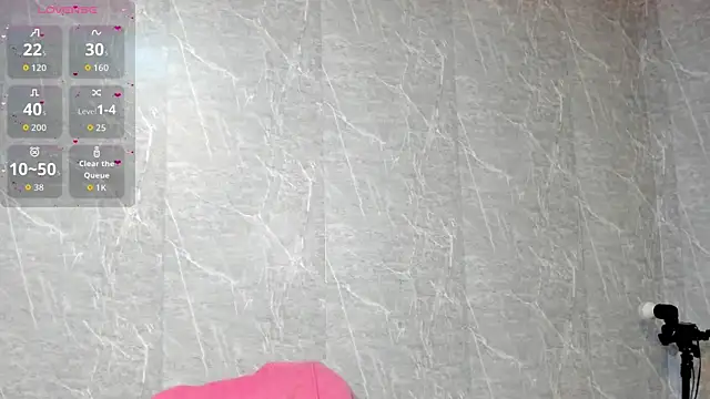 Snapshot of Sophi_Thaylorr chatting on October 27, 1:37 pm Sophi Thaylorr online show from October 27, 1:37 pm