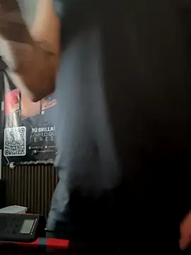 IanGilbert online show from November 23, 1:55 pm