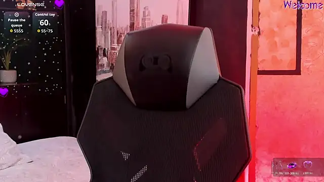 IanGilbert online show from March 3, 8:48 pm