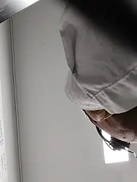 danigarci2307 online show from March 9, 9:41 pm