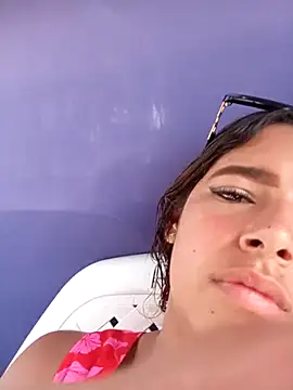 Zoe-Johnson  online show from October 19, 7:47 pm