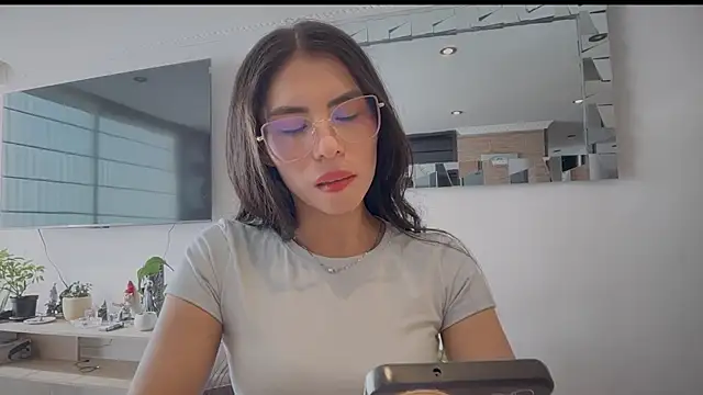 sasha jonne online show from January 7, 1:57 pm