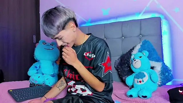 Snapshot of Playboy_Andersex chatting on September 10, 4:51 pm Playboy Andersex online show from September 10, 4:51 pm