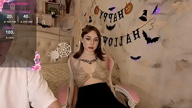 Crystal-Nuts online show from October 21, 7:03 pm