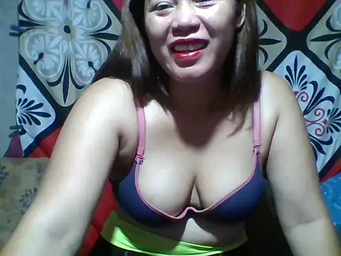 Snapshot of ManilaSunset_Palangga chatting on April 24, 10:34 pm ManilaSunset Palangga online show from April 24, 10:34 pm