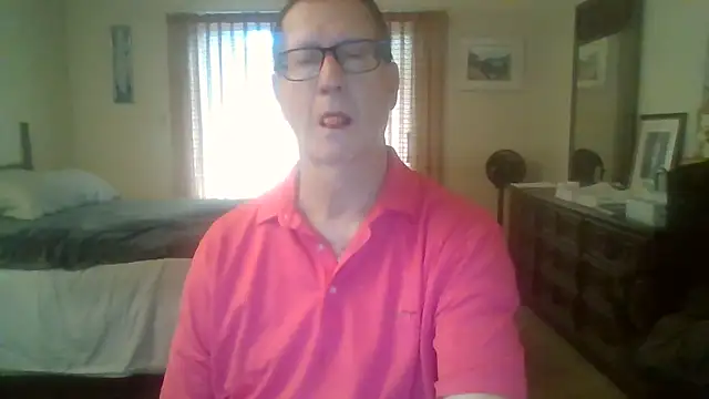 Snapshot of camminmichaellll chatting on September 10, 5:02 pm camminmichaellll online show from September 10, 5:02 pm