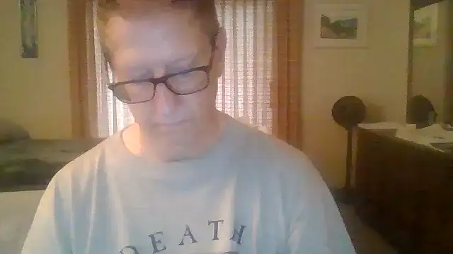 Snapshot of camminmichaellll chatting on September 18, 11:51 pm camminmichaellll online show from September 18, 11:51 pm