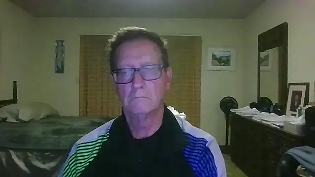 Snapshot of camminmichaellll chatting on March 3, 8:42 am camminmichaellll online show from March 3, 8:42 am