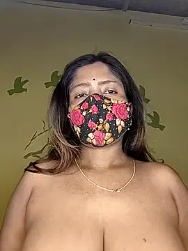 Love143A online show from February 12, 4:29 am