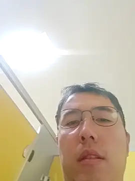 Snapshot of nnnnnan9527 chatting on September 23, 3:31 am nnnnnan9527 online show from September 23, 3:31 am