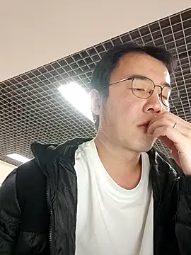 Snapshot of nnnnnan9527 chatting on December 1, 7:35 am nnnnnan9527 online show from December 1, 7:35 am