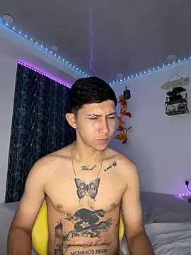 Snapshot of Alejandro_BigCock22 chatting on September 12, 3:06 am Alejandro BigCock22 online show from September 12, 3:06 am