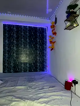 Snapshot of Alejandro_BigCock22 chatting on September 24, 7:23 am Alejandro BigCock22 online show from September 24, 7:23 am