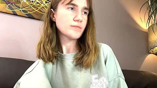 velina   online show from September 30, 7:52 pm