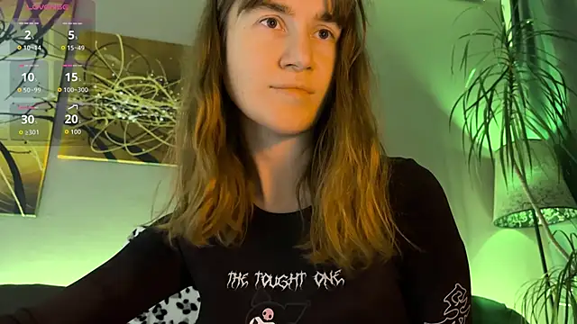 velina   online show from December 22, 5:43 pm