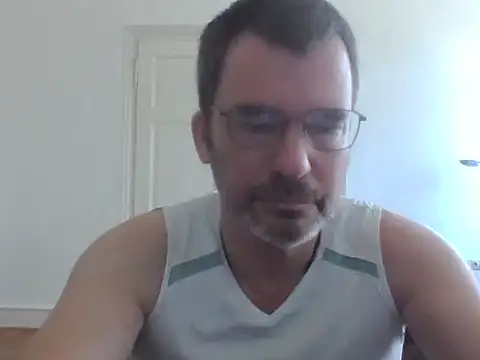 Snapshot of stallionrider88 chatting on April 11, 1:37 pm stallionrider88 online show from April 11, 1:37 pm