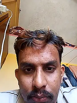 Snapshot of Nihaal17 chatting on October 4, 4:32 am Nihaal17 online show from October 4, 4:32 am