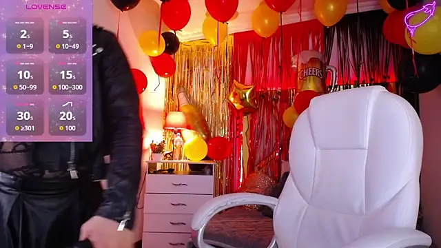 Ashley parkerr online show from September 26, 5:33 am