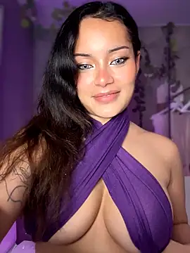 Snapshot of Risky_Workouts chatting on February 5, 10:25 pm Risky Workouts online show from February 5, 10:25 pm