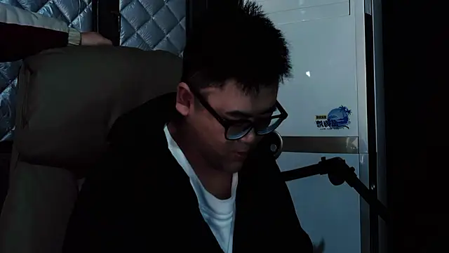 zhaTian-817 online show from March 17, 12:08 pm