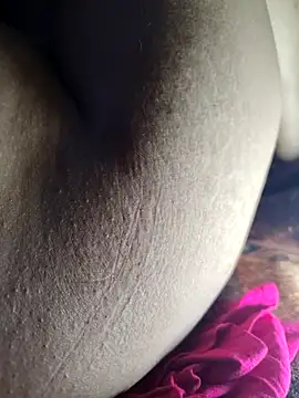 Snapshot of Hot_pooja55 chatting on February 9, 3:38 pm Hot pooja55 online show from February 9, 3:38 pm