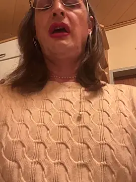 Cleohot1977 online show from January 5, 5:27 pm