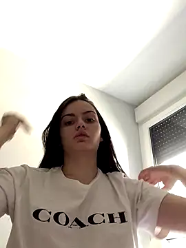 Snapshot of prettylittlefooxy chatting on November 7, 10:37 am prettylittlefooxy online show from November 7, 10:37 am