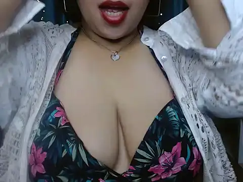 Your candy 47 online show from April 4, 2:47 pm