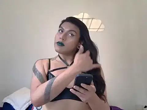 Snapshot of Ariana_rodriguez_0 chatting on October 7, 2:25 pm Ariana rodriguez 0 online show from October 7, 2:25 pm