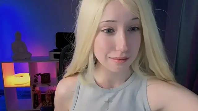 Snapshot of YukiMisa chatting on May 4, 6:04 pm YukiMisa online show from May 4, 6:04 pm