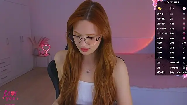 CuteAriel7 online show from May 4, 3:52 pm