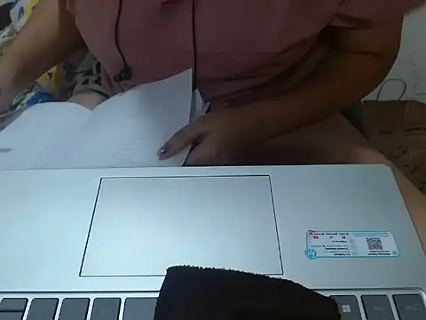 Snapshot of Nataliya_Singh chatting on April 21, 12:00 pm Nataliya Singh online show from April 21, 12:00 pm