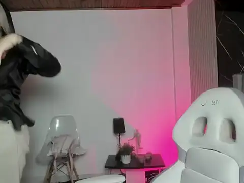 im bunny   online show from November 8, 11:21 am