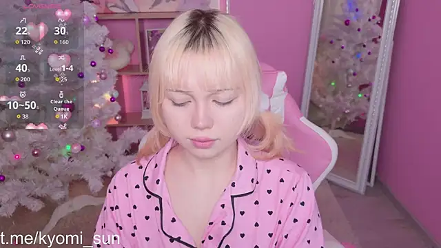 Kyomi Sun online show from December 17, 9:54 pm