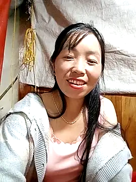 Snapshot of hera-00 chatting on September 9, 1:49 am hera-00 online show from September 9, 1:49 am