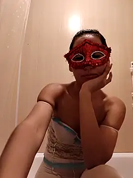 Luu-Lii777 online show from February 12, 7:31 pm